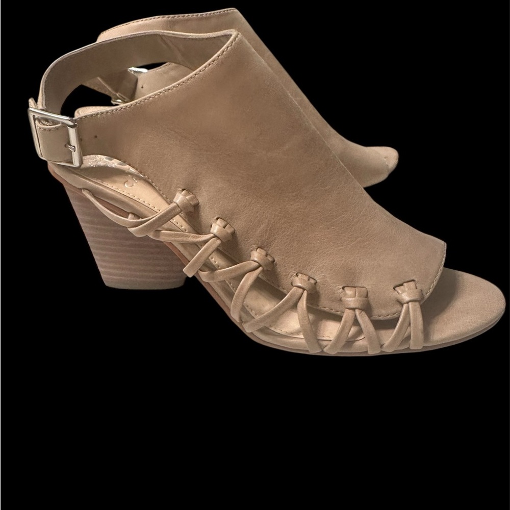 Vince Camuto Ankara Tan Strappy Heeled Sandals Size 8